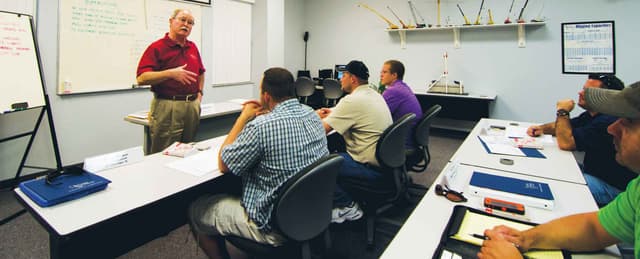 Signalperson Training Basics for Safe Crane Operation