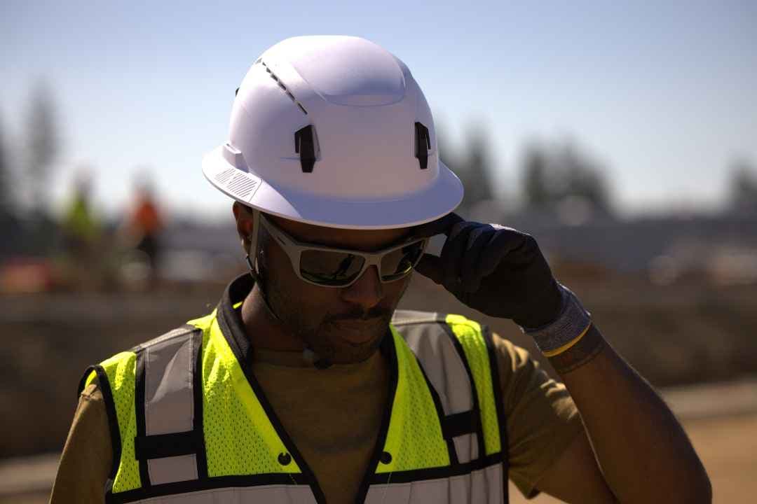 STUDSON Introduces Guardian and Watchman Safety Glasses