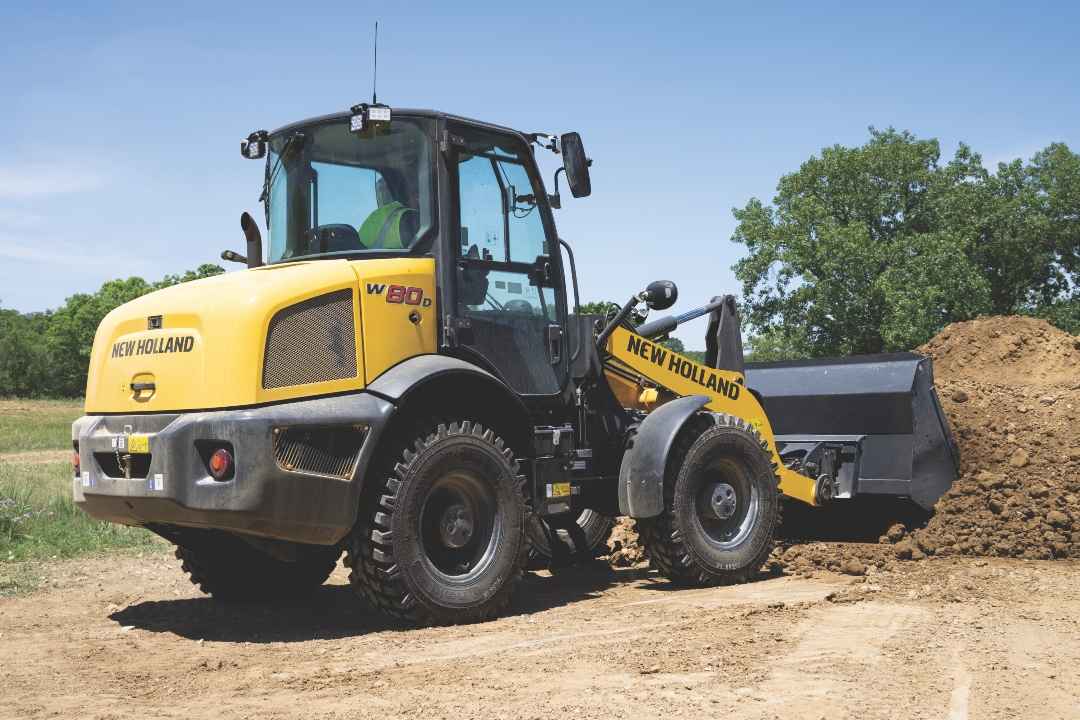 New Holland Introduces Three New D-Series Compact Wheel Loaders