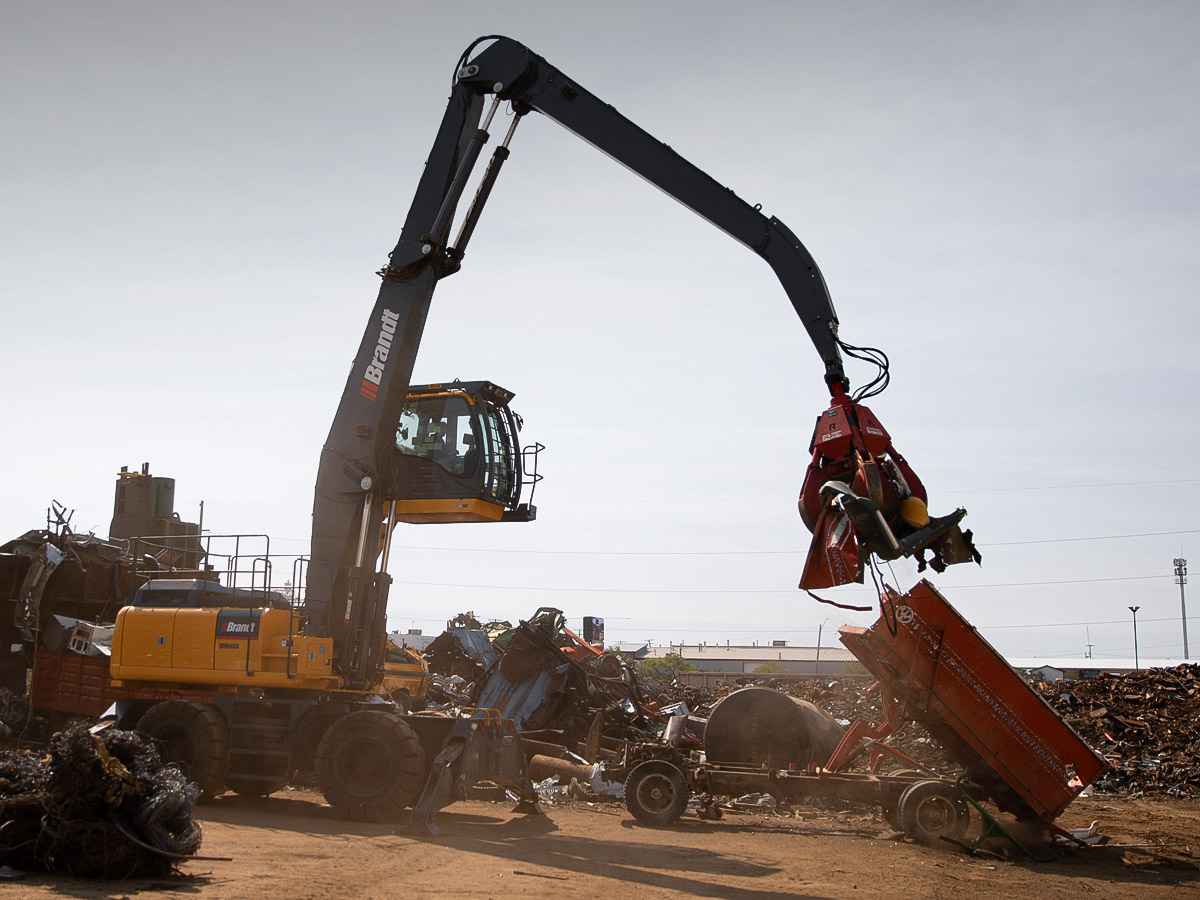Brandt Showcases North American-Built Material Handler at ISRI2024