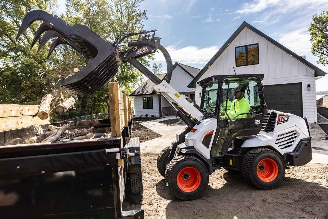 Bobcat Expands Loader Lineup with Introduction of L35