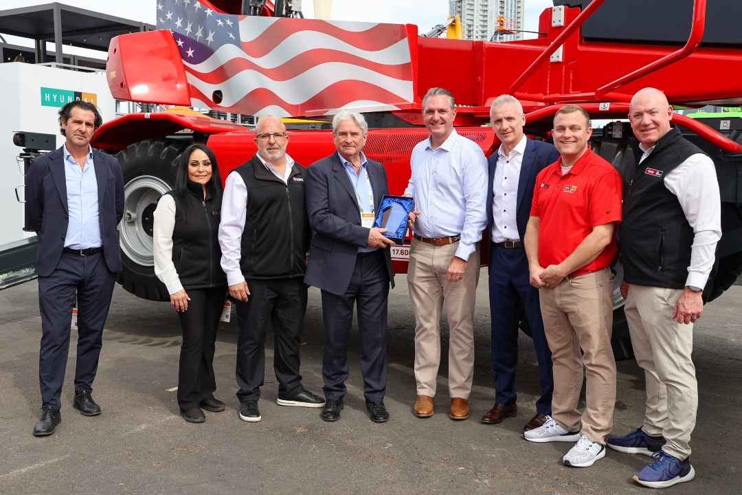 Carter Machinery Named Magni Dealer of the Year